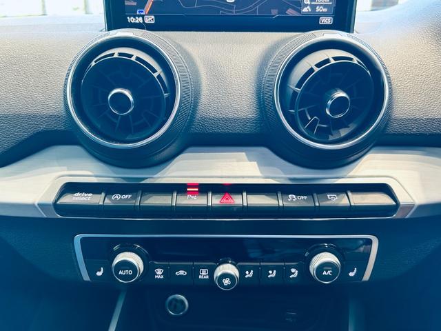 Ｑ２ ３０ＴＦＳＩスポーツ　ＳラインプラスＰ　アシスタンスＰ　バーチャルコックピット　純正ナビ　ＴＶ　バックカメラ　ＡＣＣ　純正１８インチＡＷ　ＬＥＤヘッドライト　電動リアゲート　クリアランスソナー　ハーフ革　シートヒーター（66枚目）