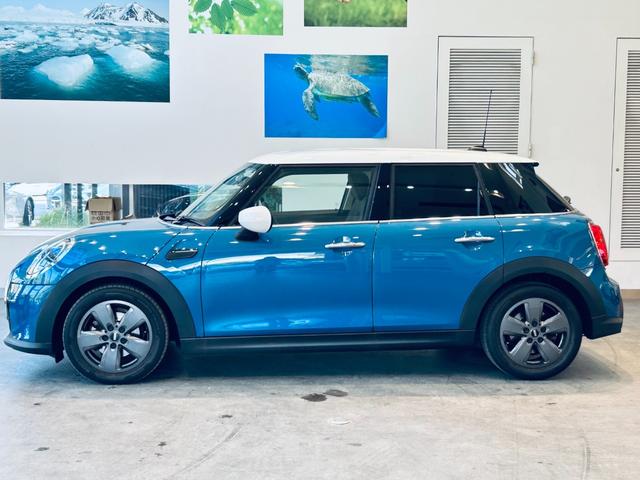 MINI クーパー クラシック・トリム ペッパーP インテリジェントセーフティ 1オーナー ACC 純正ディスプレイオーディオ applecarplay バックカメラ 純16インチAW LED ハーフ革 クリアランスソナー ETC ドラレコ(9枚目)