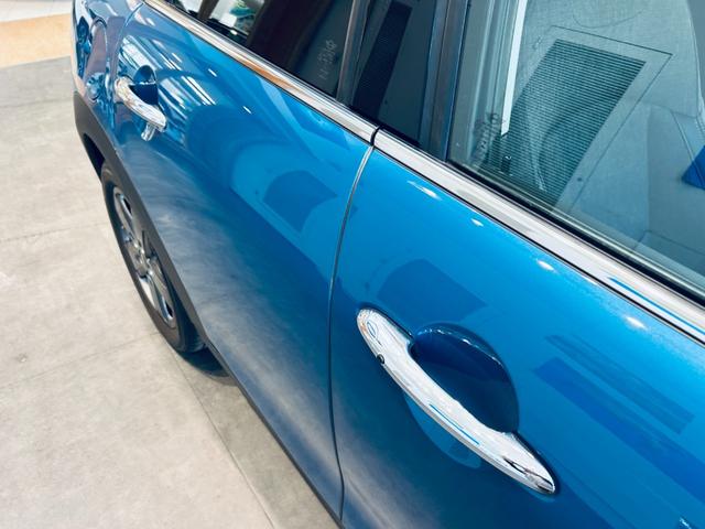 MINI クーパー クラシック・トリム ペッパーP インテリジェントセーフティ 1オーナー ACC 純正ディスプレイオーディオ applecarplay バックカメラ 純16インチAW LED ハーフ革 クリアランスソナー ETC ドラレコ(14枚目)