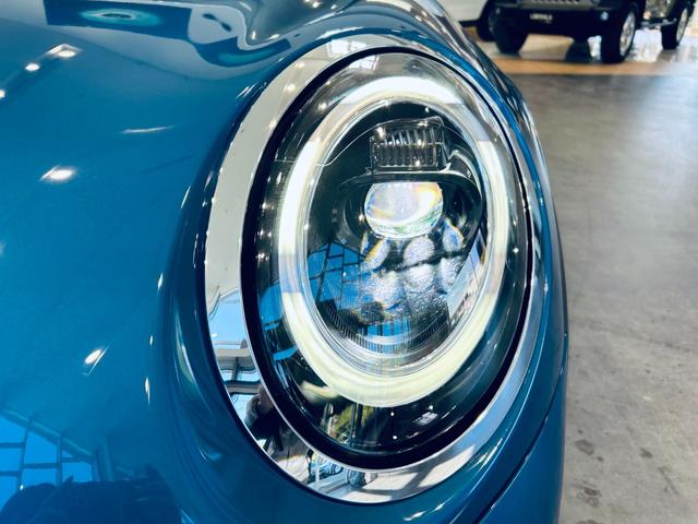 MINI クーパー クラシック・トリム ペッパーP インテリジェントセーフティ 1オーナー ACC 純正ディスプレイオーディオ applecarplay バックカメラ 純16インチAW LED ハーフ革 クリアランスソナー ETC ドラレコ(20枚目)