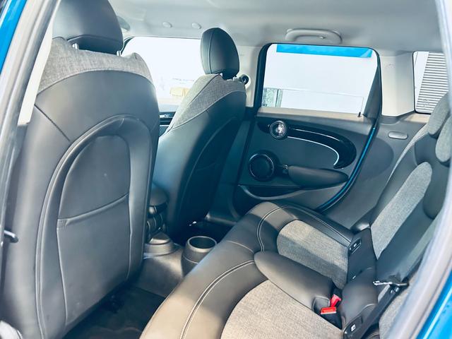 MINI クーパー クラシック・トリム ペッパーP インテリジェントセーフティ 1オーナー ACC 純正ディスプレイオーディオ applecarplay バックカメラ 純16インチAW LED ハーフ革 クリアランスソナー ETC ドラレコ(42枚目)