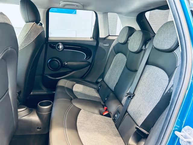 MINI クーパー クラシック・トリム ペッパーP インテリジェントセーフティ 1オーナー ACC 純正ディスプレイオーディオ applecarplay バックカメラ 純16インチAW LED ハーフ革 クリアランスソナー ETC ドラレコ(43枚目)