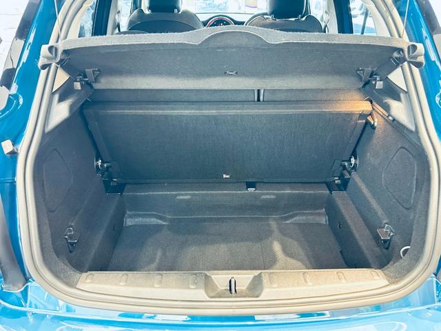 MINI クーパー クラシック・トリム ペッパーP インテリジェントセーフティ 1オーナー ACC 純正ディスプレイオーディオ applecarplay バックカメラ 純16インチAW LED ハーフ革 クリアランスソナー ETC ドラレコ(50枚目)