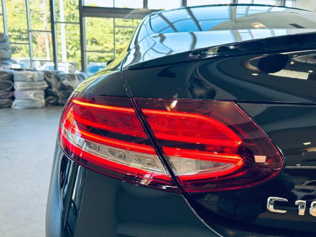 Cクラス C180クーペスポーツレザーエクスクルシブパッケージ レーダーセーフティ パノラマSR HUD ACC 純正ナビ TV バックカメラ applecarplay 純正19インチAW LEDヘッドライト BSM 赤革 メモリ付きパワーシート シートヒーター(18枚目)