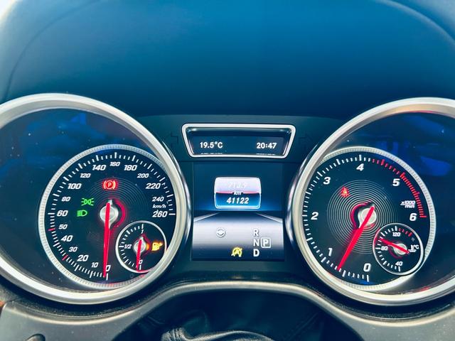 GLE GLE350d 4マチック(本革仕様) レーダーセーフティP パノラマSR ACC 純正18インチAW LEDヘッドライト 電動リアゲート ブラインドスポット クリアランスソナー 黒革 メモリパワーシート シートヒーター ルーフレール(3枚目)