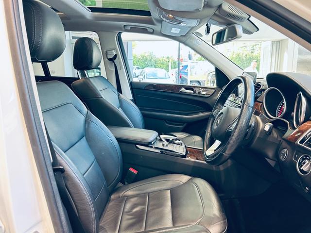 GLE GLE350d 4マチック(本革仕様) レーダーセーフティP パノラマSR ACC 純正18インチAW LEDヘッドライト 電動リアゲート ブラインドスポット クリアランスソナー 黒革 メモリパワーシート シートヒーター ルーフレール(40枚目)