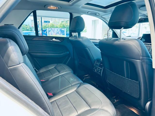 GLE GLE350d 4マチック(本革仕様) レーダーセーフティP パノラマSR ACC 純正18インチAW LEDヘッドライト 電動リアゲート ブラインドスポット クリアランスソナー 黒革 メモリパワーシート シートヒーター ルーフレール(43枚目)