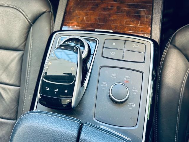 GLE GLE350d 4マチック(本革仕様) レーダーセーフティP パノラマSR ACC 純正18インチAW LEDヘッドライト 電動リアゲート ブラインドスポット クリアランスソナー 黒革 メモリパワーシート シートヒーター ルーフレール(65枚目)