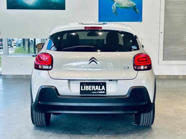 C3 エディション2021 特別仕様車 純正ディスプレイオーディオ applecarplay バックカメラ クルコン ブラインドスポット 純正17インチAW LEDヘッドライト クリアランスソナー ハーフ革 スマートキー(8枚目)