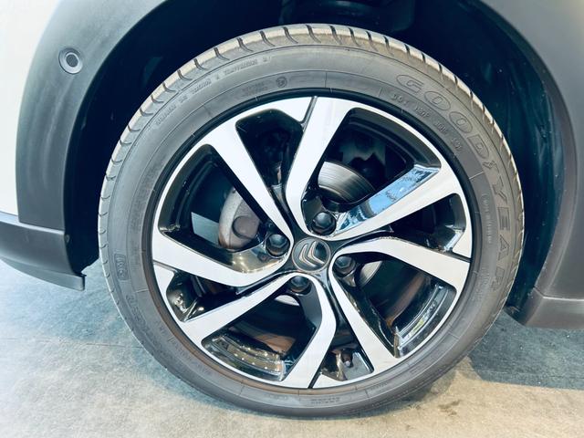 C3 エディション2021 特別仕様車 純正ディスプレイオーディオ applecarplay バックカメラ クルコン ブラインドスポット 純正17インチAW LEDヘッドライト クリアランスソナー ハーフ革 スマートキー(27枚目)