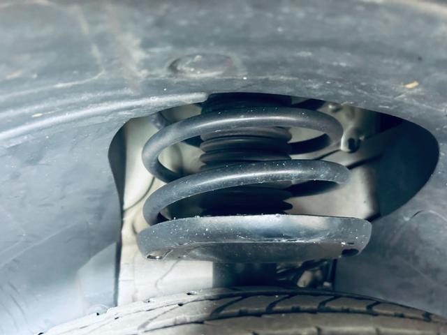 C3 エディション2021 特別仕様車 純正ディスプレイオーディオ applecarplay バックカメラ クルコン ブラインドスポット 純正17インチAW LEDヘッドライト クリアランスソナー ハーフ革 スマートキー(28枚目)