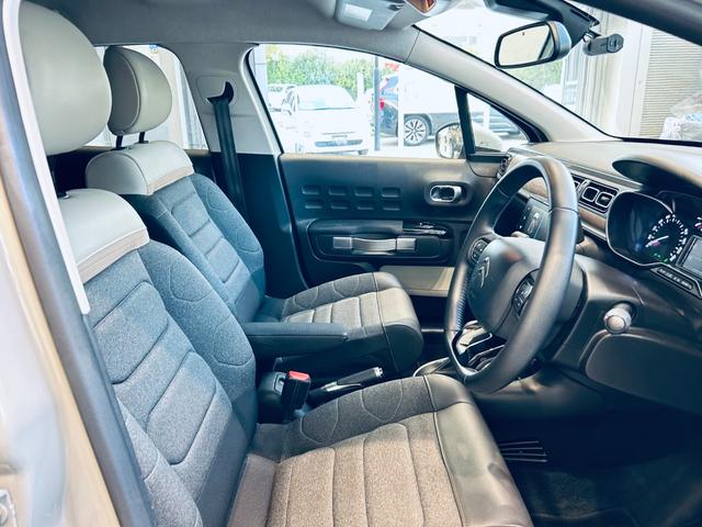 C3 エディション2021 特別仕様車 純正ディスプレイオーディオ applecarplay バックカメラ クルコン ブラインドスポット 純正17インチAW LEDヘッドライト クリアランスソナー ハーフ革 スマートキー(35枚目)