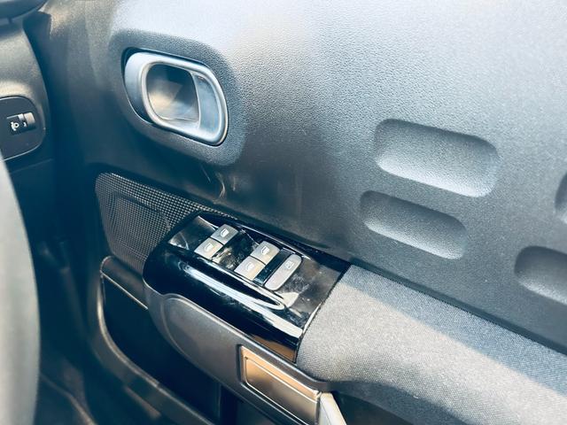 C3 エディション2021 特別仕様車 純正ディスプレイオーディオ applecarplay バックカメラ クルコン ブラインドスポット 純正17インチAW LEDヘッドライト クリアランスソナー ハーフ革 スマートキー(48枚目)