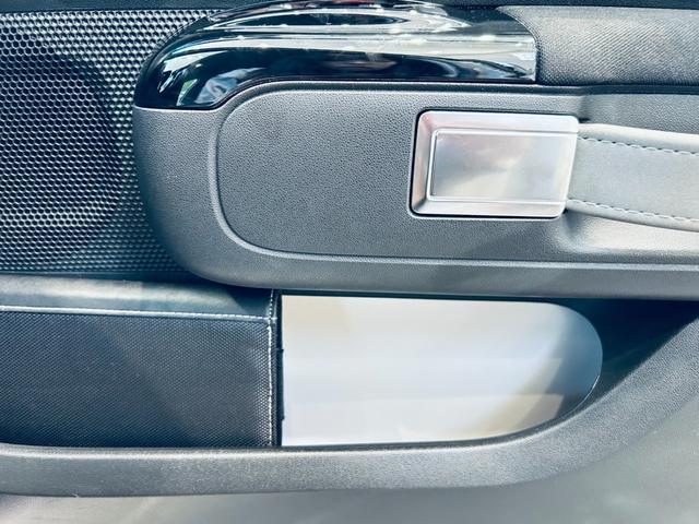 C3 エディション2021 特別仕様車 純正ディスプレイオーディオ applecarplay バックカメラ クルコン ブラインドスポット 純正17インチAW LEDヘッドライト クリアランスソナー ハーフ革 スマートキー(74枚目)