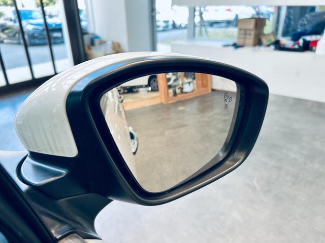 C3 エディション2021 特別仕様車 純正ディスプレイオーディオ applecarplay バックカメラ クルコン ブラインドスポット 純正17インチAW LEDヘッドライト クリアランスソナー ハーフ革 スマートキー(77枚目)