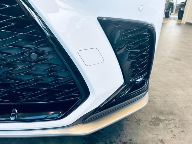 NX NX350h Fスポーツ パノラマSR HUD ACC 純正ナビ 地デジTV 360°カメラ carplay 純20インチAW 三眼LED 電動リアゲート 赤黒革 パワーシート エアシートヒーター ワイヤレス充電 プリクラ(23枚目)