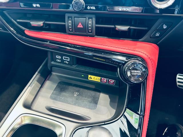 NX NX350h Fスポーツ パノラマSR HUD ACC 純正ナビ 地デジTV 360°カメラ carplay 純20インチAW 三眼LED 電動リアゲート 赤黒革 パワーシート エアシートヒーター ワイヤレス充電 プリクラ(65枚目)