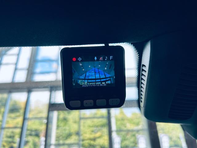 Cクラスステーションワゴン C220dステーションワゴンロレウスEDスポツプラP レザーEXC レーダーセーフティ 1オーナー HUD ACC Burmeste 純正ナビ TV 360°carplay 純18インチAW LED 電動リアゲート 赤革 メモリパワーシート エアシート(69枚目)