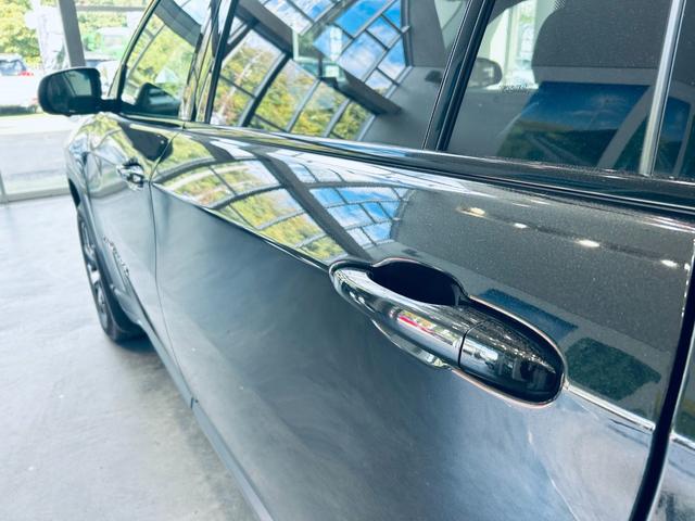 ジープ・コマンダー リミテッド ACC 純正ナビ TV 360° applecarplay 純正18インチAW LEDヘッドライト 電動リアゲート 黒革 パワーシート Dシートメモリ シートヒーター ステアリングヒーター BSM(19枚目)