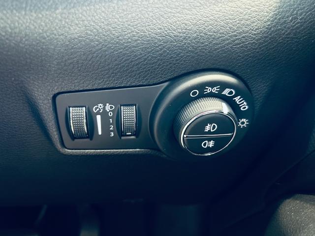 ジープ・コマンダー リミテッド ACC 純正ナビ TV 360° applecarplay 純正18インチAW LEDヘッドライト 電動リアゲート 黒革 パワーシート Dシートメモリ シートヒーター ステアリングヒーター BSM(60枚目)