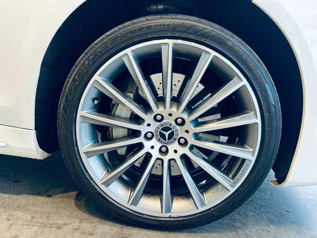 Sクラス S400d スポーツリミテッド レザーEXC レーダーセーフティ 1オーナー パノラマSR HUD ACC Burmeste 純ナビ TV 360°carplay 純20インチAW LED アンビエントライト 黒革 エアシートヒータ(29枚目)