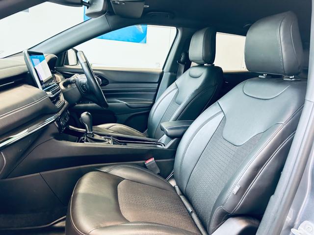 ＬＩＢＥＲＡＬＡには、本物の感動を呼ぶ‘‘Ｔｈｅ　ｎｅｗｅｓｔ．ｂｅｓｔ　ｅｘｐｅｒｉｅｎｃｅ‘‘（最も新しく、最良となる体験）が待っています。