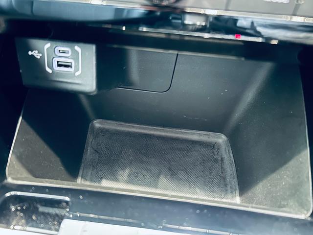 この度は、ＬＩＢＥＲＡＬＡ大阪の物件にご注目いただき誠にありがとうございます。安心してお乗り頂ける輸入車を全国のお客様にご提案、ご提供申し上げております。