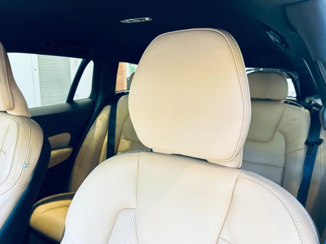 Ｖ６０ Ｂ５　インスクリプション　ＨａｒｍａｎＫａｒｄｏｎ　ＨＵＤ　ＡＣＣ　ＢＬＩＳ　純正ナビ　ＴＶ　３６０°ｃａｒｐｌａｙ　純１８インチＡＷ　ＬＥＤ　電動リアゲート　革シート　メモリパワーシート　エアシートヒーター　ワイヤレス充電（46枚目）