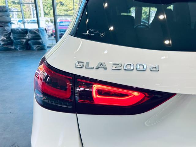 安心してカーライフを始めていただく事ができるよう、納車前にディーラー整備工場もしくは熟練メカニックが在籍する整備工場にて点検を行ない、必要な整備を実施致します。