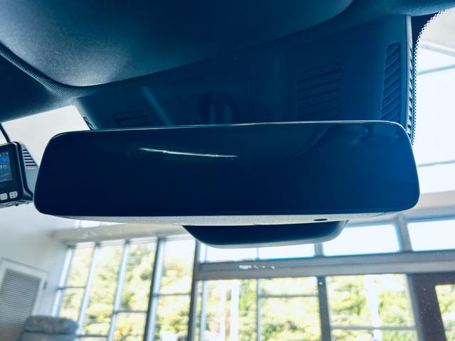 この度は、ＬＩＢＥＲＡＬＡ大阪の物件にご注目いただき誠にありがとうございます。安心してお乗り頂ける輸入車を全国のお客様にご提案、ご提供申し上げております。