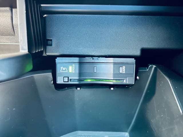 この度は、ＬＩＢＥＲＡＬＡ大阪の物件にご注目いただき誠にありがとうございます。安心してお乗り頂ける輸入車を全国のお客様にご提案、ご提供申し上げております。