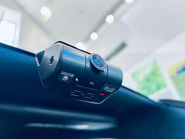 この度は、ＬＩＢＥＲＡＬＡ大阪の物件にご注目いただき誠にありがとうございます。安心してお乗り頂ける輸入車を全国のお客様にご提案、ご提供申し上げております。