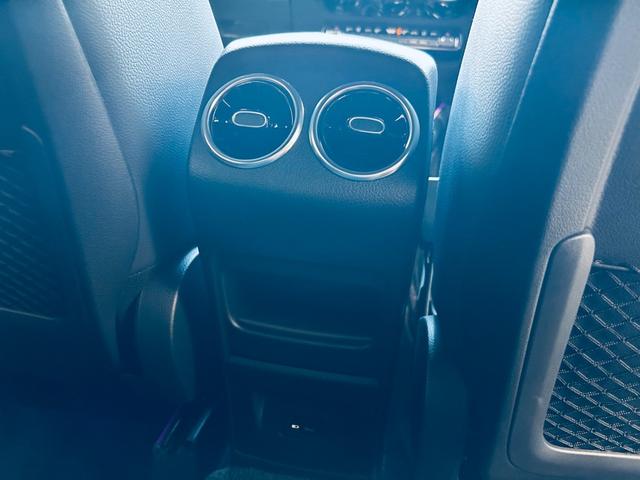 この度は、ＬＩＢＥＲＡＬＡ大阪の物件にご注目いただき誠にありがとうございます。安心してお乗り頂ける輸入車を全国のお客様にご提案、ご提供申し上げております。