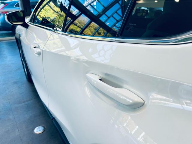 UX UX250h Fスポーツ 純正ナビ TV 360° ACC BSM 純正18インチAW LEDヘッドライト 電動リアゲート クリアランスソナー 革シート パワーシート Dシートメモリ シートヒーター ステアリングヒーター(19枚目)