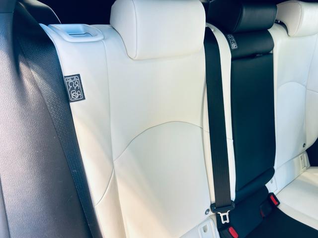 UX UX250h Fスポーツ 純正ナビ TV 360° ACC BSM 純正18インチAW LEDヘッドライト 電動リアゲート クリアランスソナー 革シート パワーシート Dシートメモリ シートヒーター ステアリングヒーター(38枚目)