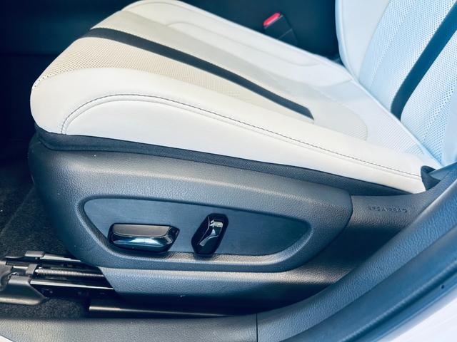 UX UX250h Fスポーツ 純正ナビ TV 360° ACC BSM 純正18インチAW LEDヘッドライト 電動リアゲート クリアランスソナー 革シート パワーシート Dシートメモリ シートヒーター ステアリングヒーター(48枚目)