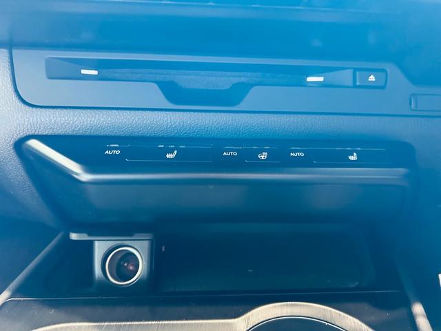 UX UX250h Fスポーツ 純正ナビ TV 360° ACC BSM 純正18インチAW LEDヘッドライト 電動リアゲート クリアランスソナー 革シート パワーシート Dシートメモリ シートヒーター ステアリングヒーター(66枚目)