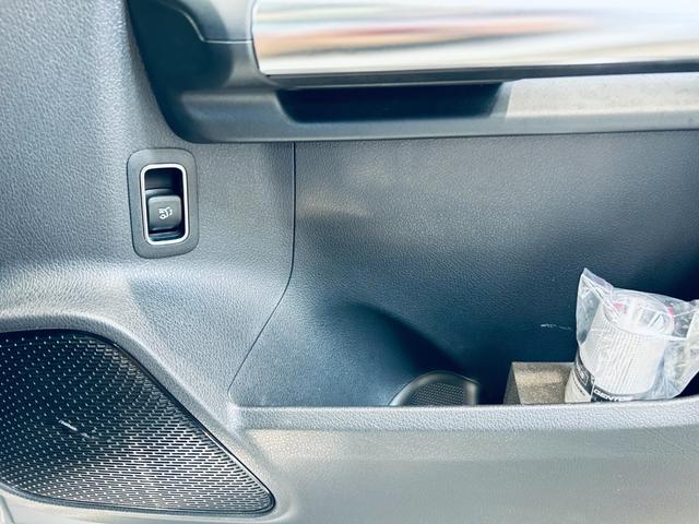 この度は、ＬＩＢＥＲＡＬＡ大阪の物件にご注目いただき誠にありがとうございます。安心してお乗り頂ける輸入車を全国のお客様にご提案、ご提供申し上げております。