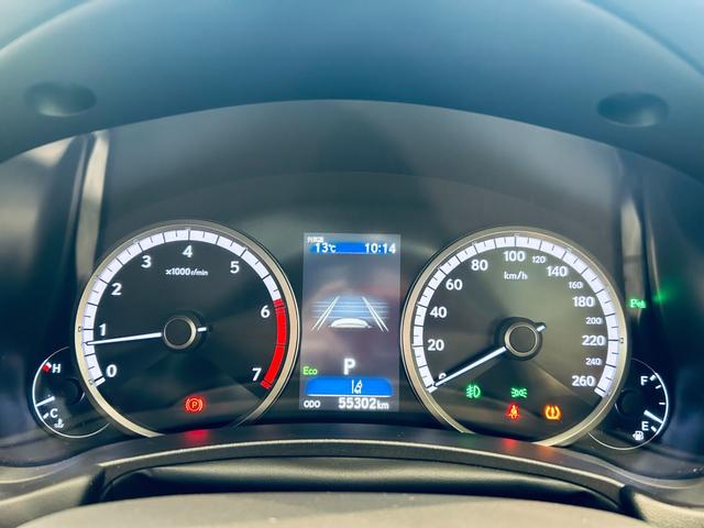 ＮＸ ＮＸ３００　Ｆスポーツ　サンルーフ　ＡＣＣ　純正ナビ　ＴＶ　３６０°　純正１８インチＡＷ　ＬＥＤヘッドライト　電動リアゲート　赤黒革　パワーシート　Ｄシートメモリ　エアシートヒーター　ステアリングヒーター　ＢＳＭ（3枚目）