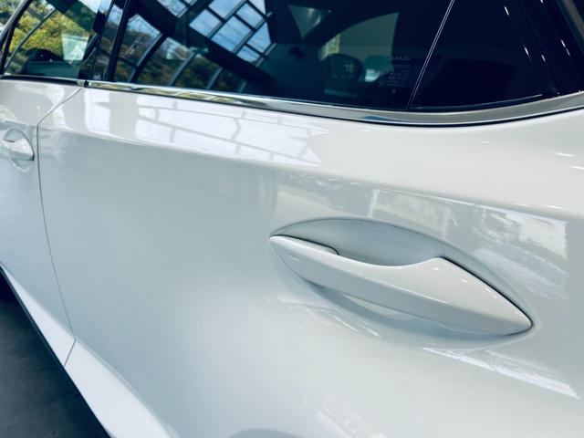 ＮＸ ＮＸ３００　Ｆスポーツ　サンルーフ　ＡＣＣ　純正ナビ　ＴＶ　３６０°　純正１８インチＡＷ　ＬＥＤヘッドライト　電動リアゲート　赤黒革　パワーシート　Ｄシートメモリ　エアシートヒーター　ステアリングヒーター　ＢＳＭ（19枚目）