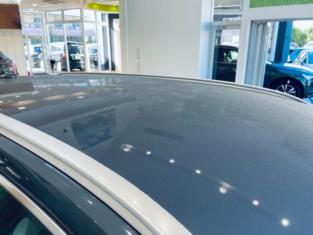 Ｖ６０ Ｔ６　ツインエンジン　ＡＷＤ　モメンタム　ＨＵＤ　ＡＣＣ　ＨａｒｍａｎＫａｒｄｏｎ　ＢＬＩＳ　純正ナビ　ＴＶ　３６０°ｃａｒｐｌａｙ　純１８インチＡＷ　ＬＥＤ　電動リアゲート　革シート　メモリパワーシート　エアシートヒーター　自動駐車（22枚目）