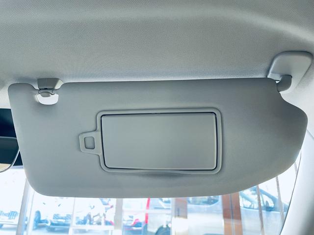 Ｖ６０ Ｔ６　ツインエンジン　ＡＷＤ　モメンタム　ＨＵＤ　ＡＣＣ　ＨａｒｍａｎＫａｒｄｏｎ　ＢＬＩＳ　純正ナビ　ＴＶ　３６０°ｃａｒｐｌａｙ　純１８インチＡＷ　ＬＥＤ　電動リアゲート　革シート　メモリパワーシート　エアシートヒーター　自動駐車（77枚目）