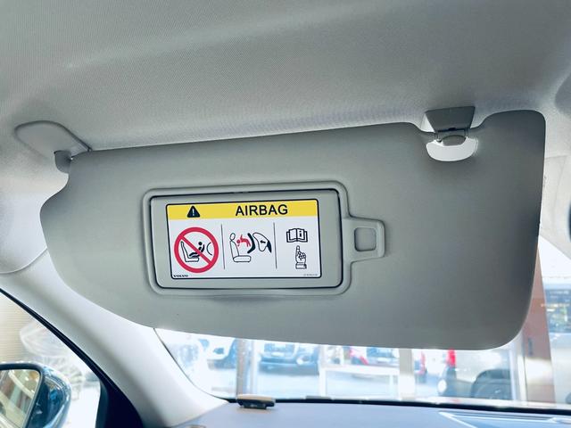 Ｖ６０ Ｔ６　ツインエンジン　ＡＷＤ　モメンタム　ＨＵＤ　ＡＣＣ　ＨａｒｍａｎＫａｒｄｏｎ　ＢＬＩＳ　純正ナビ　ＴＶ　３６０°ｃａｒｐｌａｙ　純１８インチＡＷ　ＬＥＤ　電動リアゲート　革シート　メモリパワーシート　エアシートヒーター　自動駐車（78枚目）