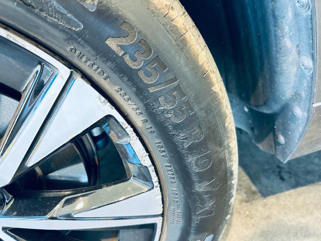 ＸＣ６０ アルティメット　Ｂ５　ＡＷＤ　パノラマＳＲ　ＨＵＤ　ＡＣＣ　ＨａｒｍａｎＫａｒｄｏｎ　純正ナビ　３６０°ｃａｒｐｌａｙ　純１９インチＡＷ　ＬＥＤ　電動リアゲート　ワイヤレス充電　革シート　メモリパワーシート　エアシートヒーター（30枚目）