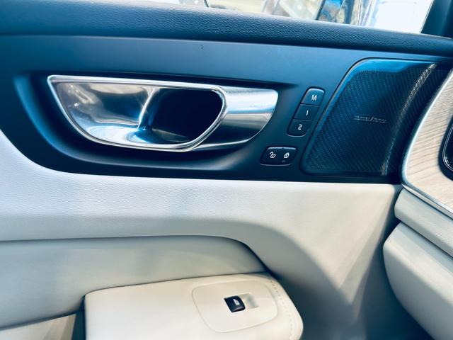 ＸＣ６０ アルティメット　Ｂ５　ＡＷＤ　パノラマＳＲ　ＨＵＤ　ＡＣＣ　ＨａｒｍａｎＫａｒｄｏｎ　純正ナビ　３６０°ｃａｒｐｌａｙ　純１９インチＡＷ　ＬＥＤ　電動リアゲート　ワイヤレス充電　革シート　メモリパワーシート　エアシートヒーター（53枚目）