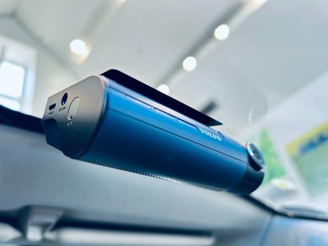 ＸＣ６０ アルティメット　Ｂ５　ＡＷＤ　パノラマＳＲ　ＨＵＤ　ＡＣＣ　ＨａｒｍａｎＫａｒｄｏｎ　純正ナビ　３６０°ｃａｒｐｌａｙ　純１９インチＡＷ　ＬＥＤ　電動リアゲート　ワイヤレス充電　革シート　メモリパワーシート　エアシートヒーター（72枚目）