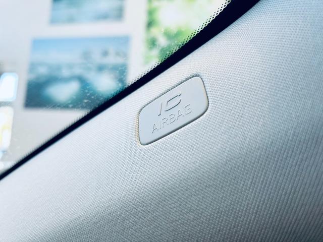 ＸＣ６０ アルティメット　Ｂ５　ＡＷＤ　パノラマＳＲ　ＨＵＤ　ＡＣＣ　ＨａｒｍａｎＫａｒｄｏｎ　純正ナビ　３６０°ｃａｒｐｌａｙ　純１９インチＡＷ　ＬＥＤ　電動リアゲート　ワイヤレス充電　革シート　メモリパワーシート　エアシートヒーター（76枚目）