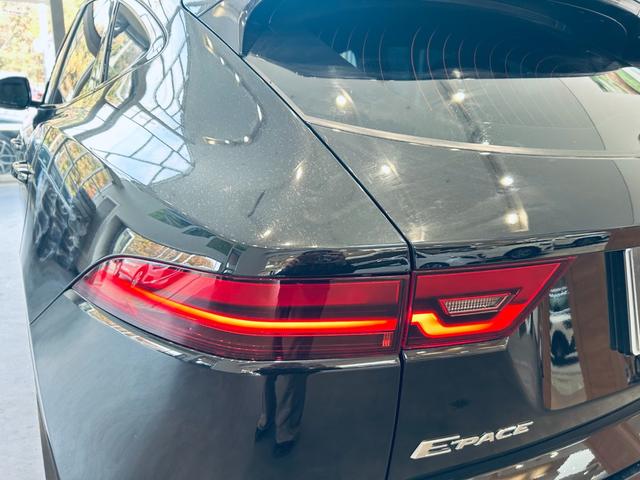 Eペイス R‐ダイナミック S 180PS ACC 純正ナビ TV 360° applecarplay 純正20インチAW LEDヘッドライト 電動リアゲート BSM 黒革 パワーシート シートヒーター パドルシフト クリアランスソナー(18枚目)