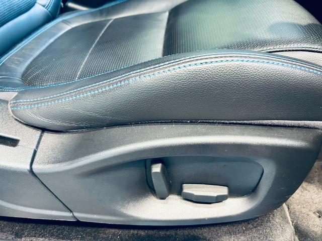 Eペイス R‐ダイナミック S 180PS ACC 純正ナビ TV 360° applecarplay 純正20インチAW LEDヘッドライト 電動リアゲート BSM 黒革 パワーシート シートヒーター パドルシフト クリアランスソナー(33枚目)