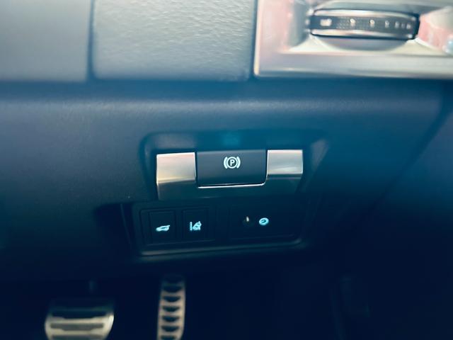 Eペイス R‐ダイナミック S 180PS ACC 純正ナビ TV 360° applecarplay 純正20インチAW LEDヘッドライト 電動リアゲート BSM 黒革 パワーシート シートヒーター パドルシフト クリアランスソナー(54枚目)